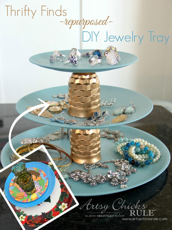 DIY-repurposed-jewelry-teired-tray