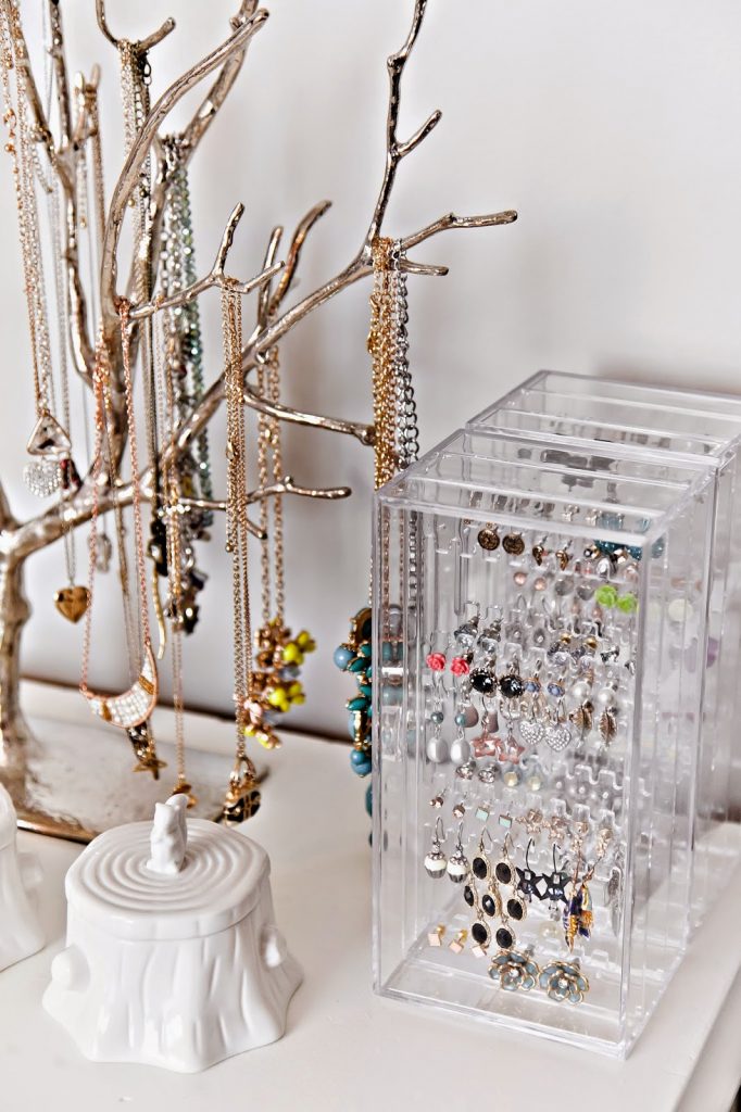 New jewelry organizer