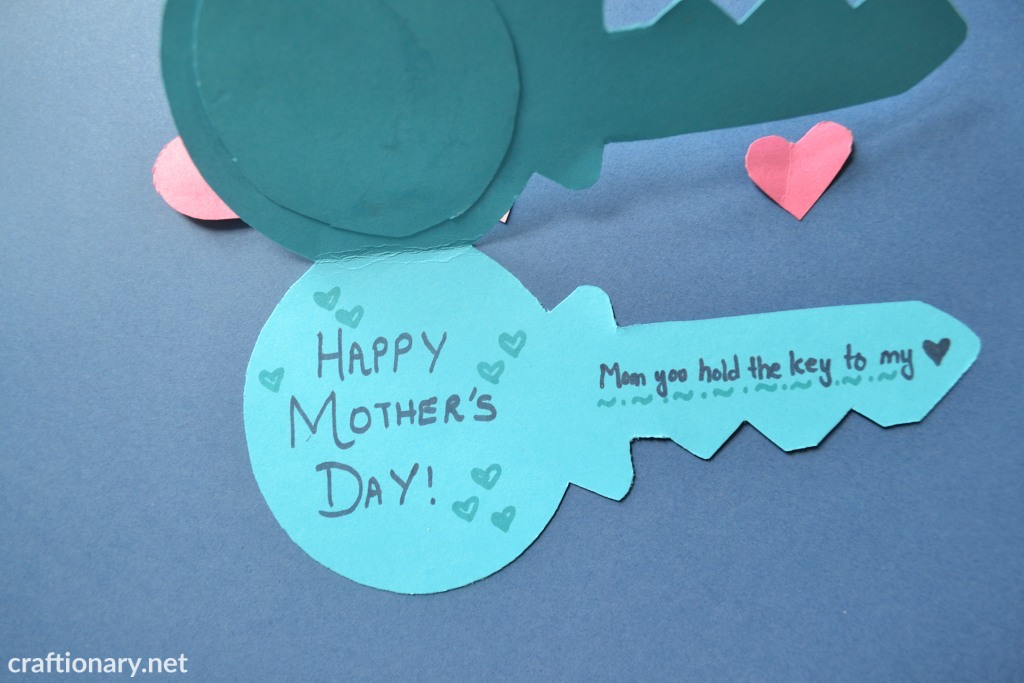 happy-moms-handmade-greeting-mom-holds-my-heart