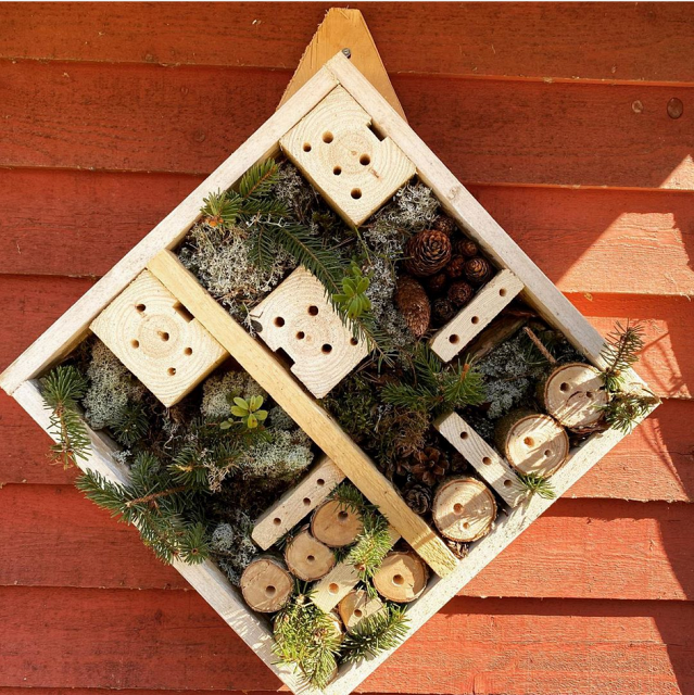 out-in-the-nature-building-an-insect-hotel-in-the-garden-diy-bug-hotels