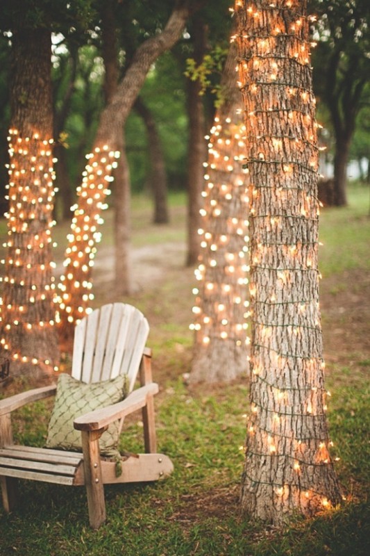 how-to-wrap-outdoor-lights-around-the-tree-landscaping-lights