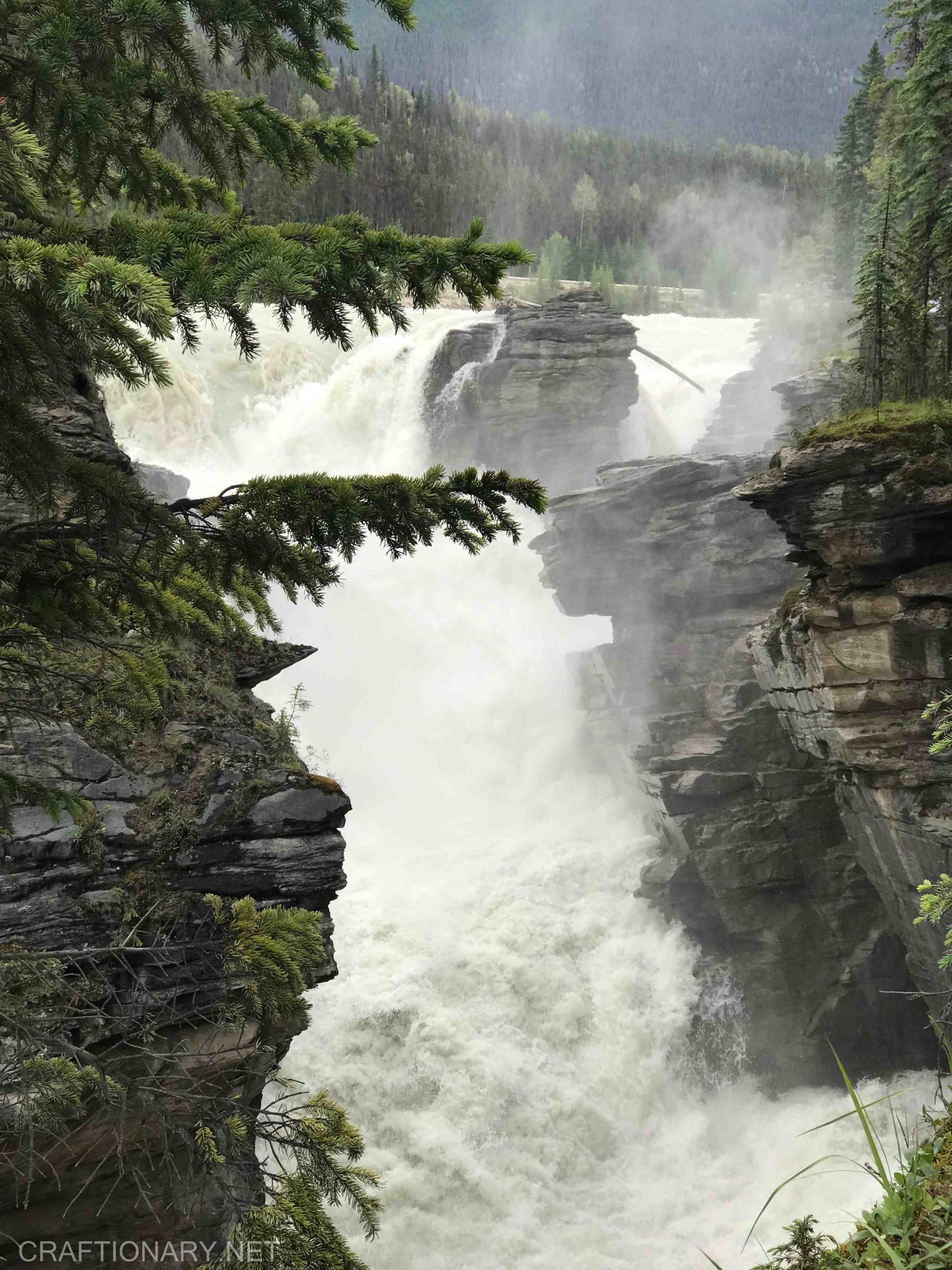 athabasca-falls-columbia-icefield-falls