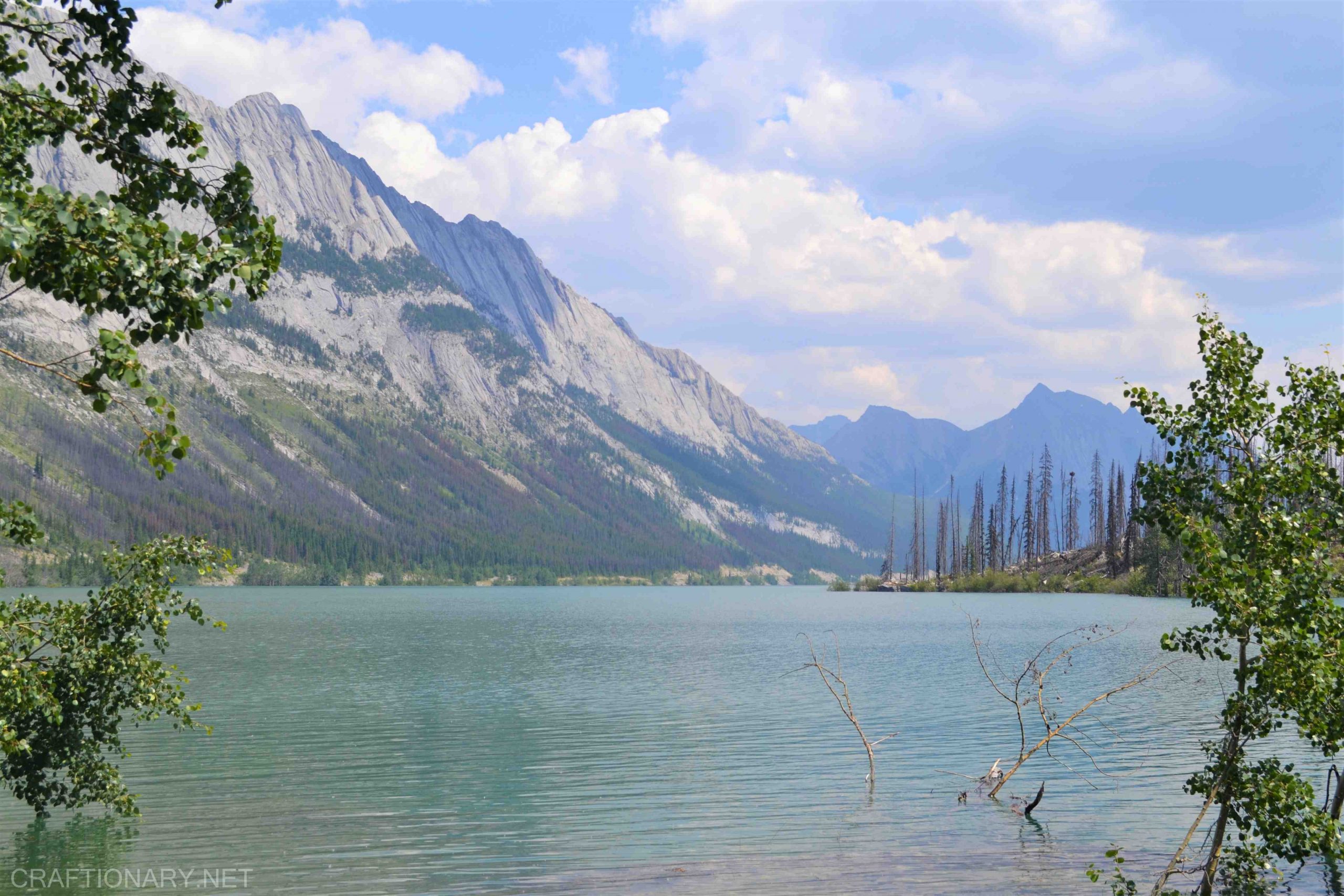 medicine-lake-disappearing-lake-jasper-canada