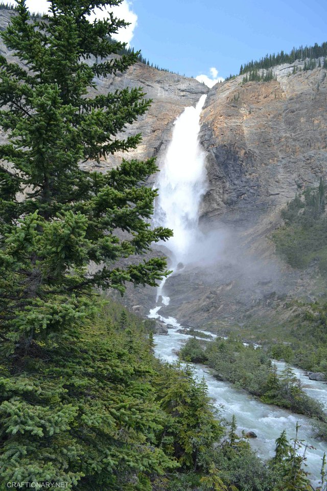 TAKAKKAW-FALLS-YOHO-NATIONAL-PARK-BC-2021