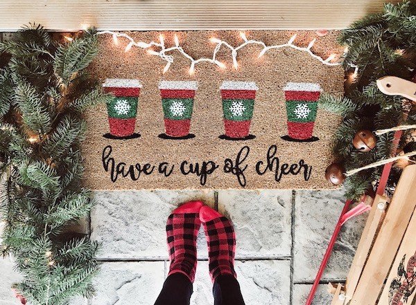 holiday-cheers-doormat