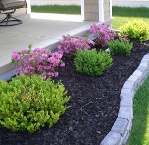 Easy-Front-Yard-Landscaping-Idea