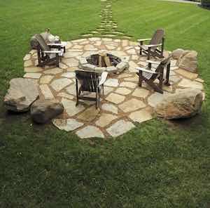 Rustic-Fire-Pit-seating-area