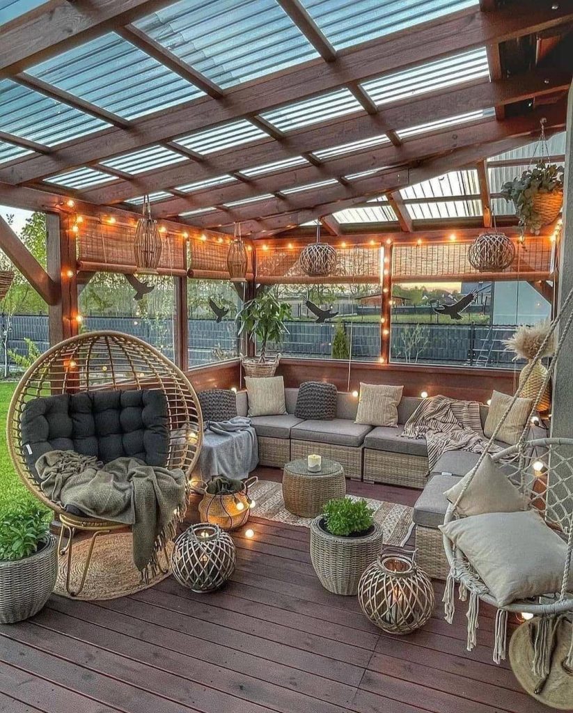 covered-patio-in-the-backyard-landscaping