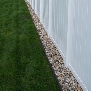 pebble-fence-border