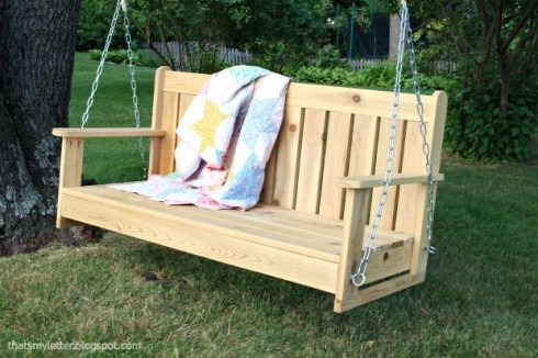 cedar-swinging-bench-free-plan