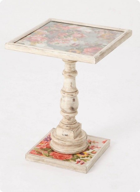old-frame-pedestal-side-table
