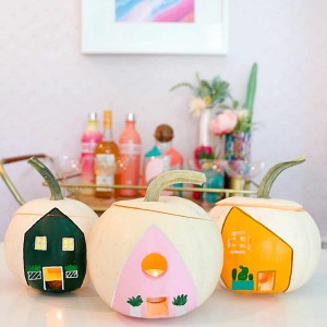 DIY-Mini-Playhouse-Pumpkins
