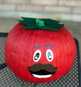 Easy-Fortnite-Pumpkin-Idea-is-a-Tomatohead-Pumpkin