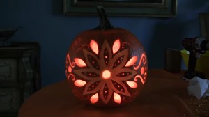 carved-pumpkin-flower