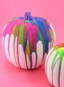 drippy-pour-art-pumpkin-no-carve-halloween