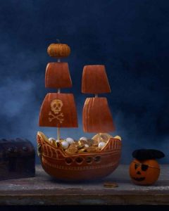 pirate-ship-pumpkin-carving