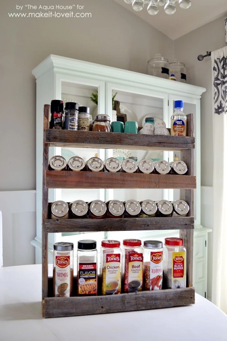 DIY-Pallet-spice-rack-12