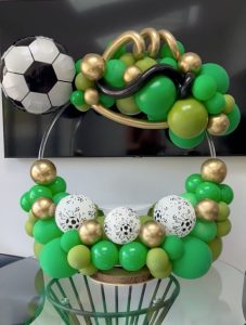 make-balloon-cake-stand-diy