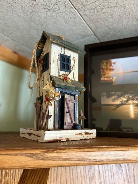 vintage-birdhouse-decor