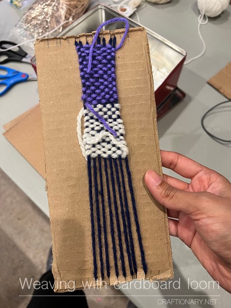 weaving-with-cardboard-loom