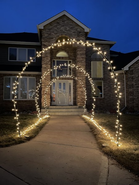 Lighted-Archway-for-christmas-decor