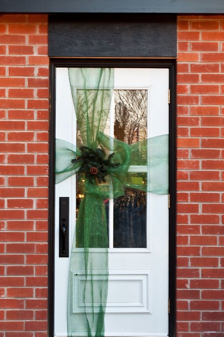 christmas-decoration-for-door