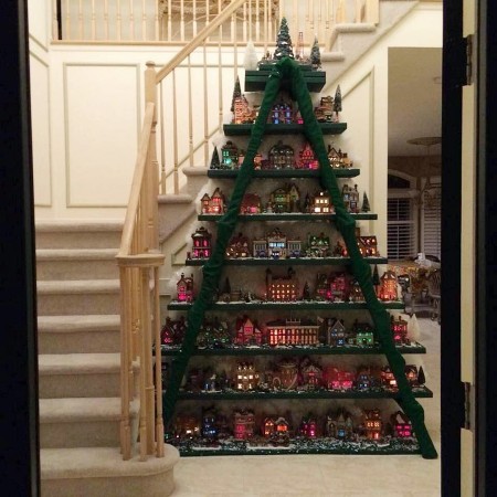 christmas-tree-village-ladder-decoration