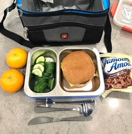 kids-lunch-idea-burger-sandwich-cucumbers-oranges-chocolate-chip-cookies