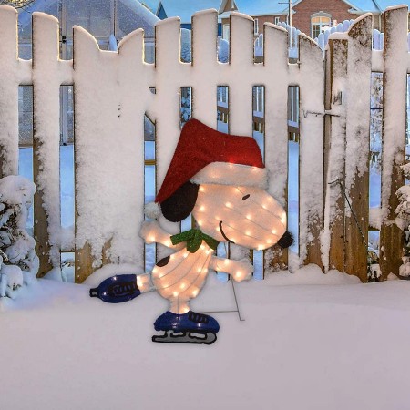 led-snoopy-peanuts-christmas-decoration