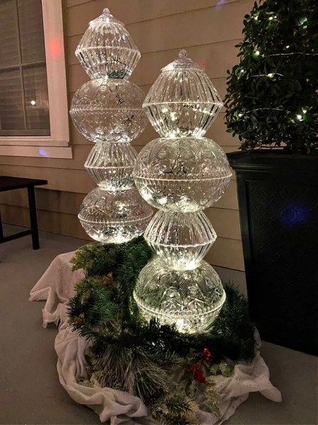 make-this-stunning-light-up-christmas-display-from-dollar-store-bowls