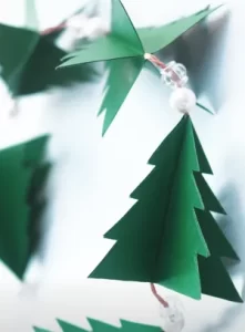 paper-garland-christmas-decoration