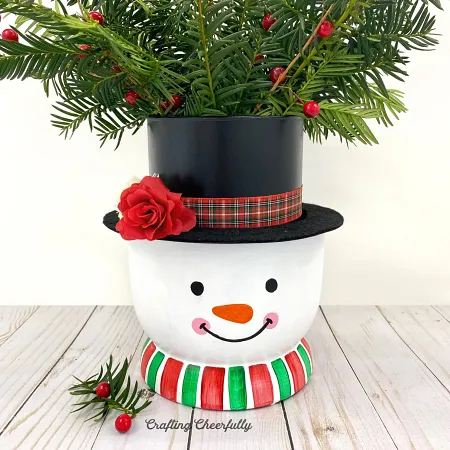 DIY-Snowman-Vase-centerpiece