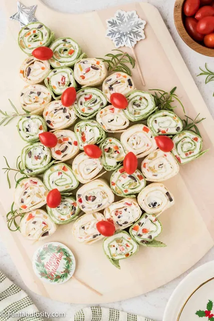 Pinwheel-Christmas-Tree-Appetizer-board