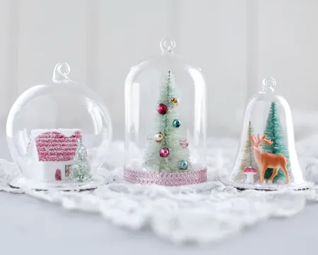 domes-christmas-centerpieces
