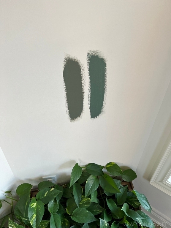 comparing-behr-conifer-green-color-of-the-year-and-behr-hunt-green-on-the-entryway-wall