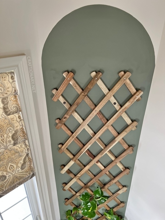 diy-ikea-trellis-wall-decor-idea