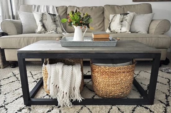 1coffee-table-with-storage-baskets