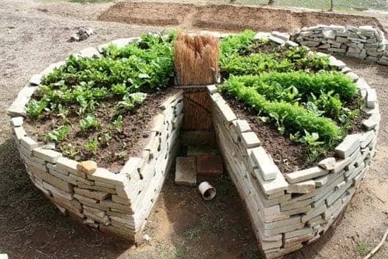 keyhole-garden-bed-diy