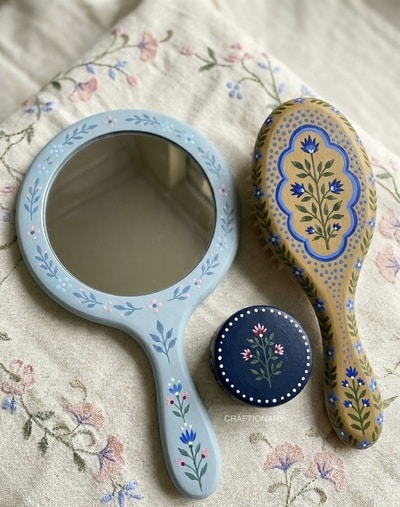 perfect-gift-hand-painted-vanity-set-hairbrush-mirror-trinket-box