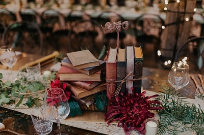 vintage-book-centrepiece