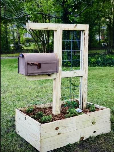 Mailbox Post With Trellis and Garden Box