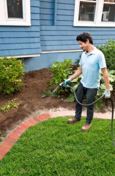 how-to-edge-a-garden-bed-with-brick.