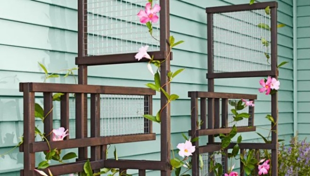 how-to make freestanding-trellis