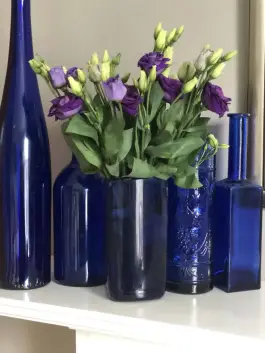 how-to-upcycle-a-plastic-bottle-easy-diy-vase-tutorial