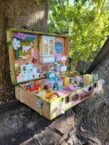 70 DIY Dollhouse Ideas for all age enthusiasts - Craftionary