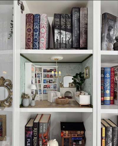 diy-dollhouse-book-shelf-idea