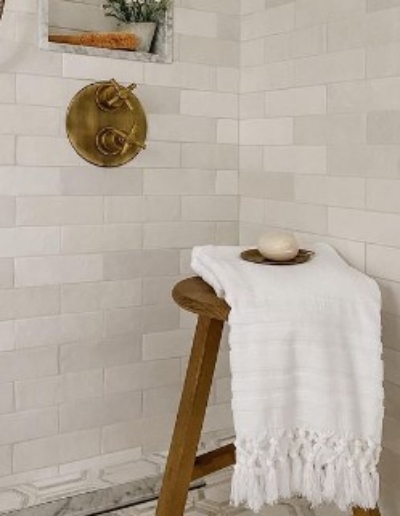 Display towel on stool