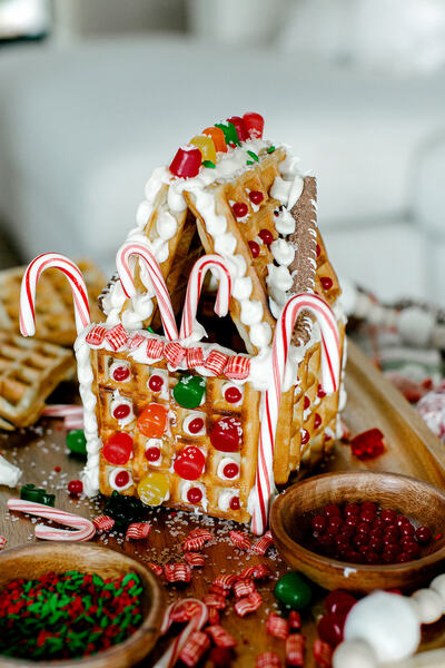 diy-waffles-gingerbread-house-decor