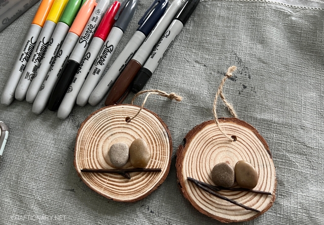 wood-slice-ornaments-craft-diy