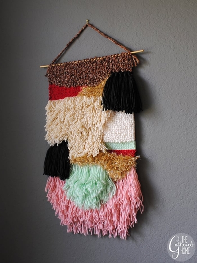 diy-hand-knotted-wall-hanging